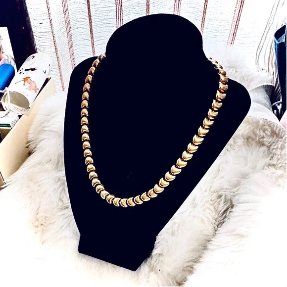 Vintage Gold Crescent Linked Napier 20”in Length Gold Necklace - Picture 3 of 12